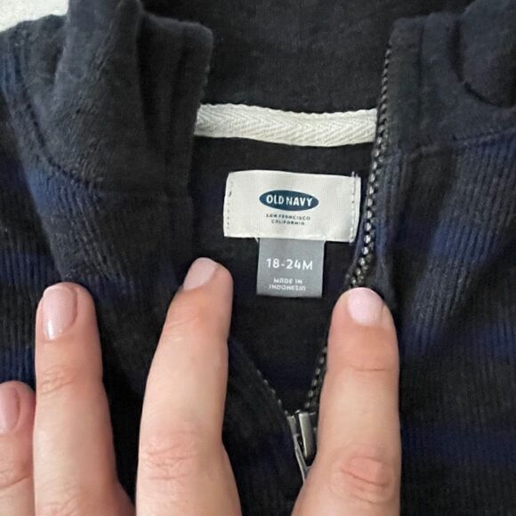 Old Navy EUC Half Zip Sweater 18months-24months - Picture 3 of 3